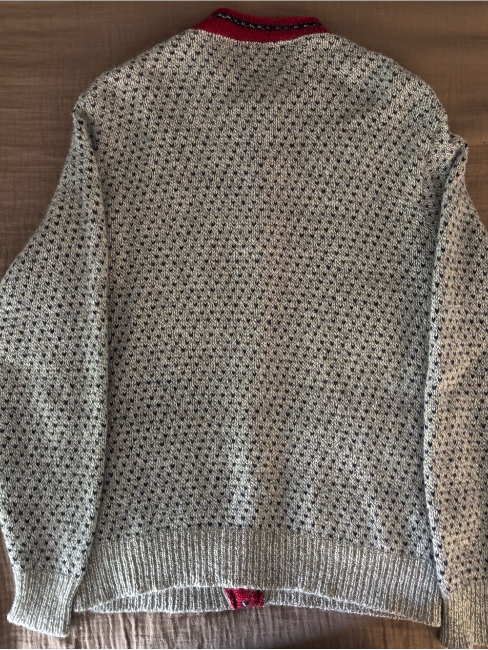 L.L. Bean Women's Light Gray Knit Cardigan with Burgundy Trim - Picture 12 of 16